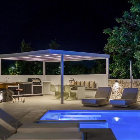 Ocean Pearl Sea View Villa ฟาลิรากี ภายนอก รูปภาพ