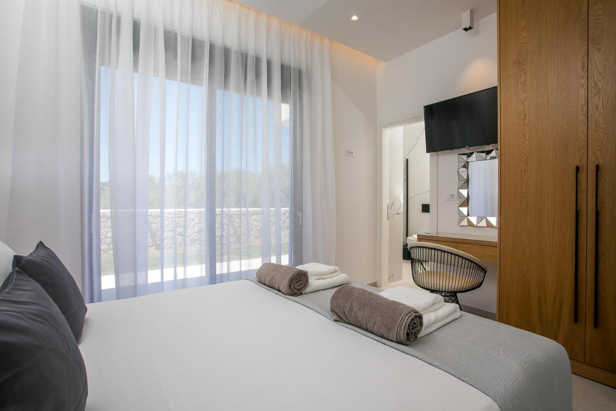 Ocean Pearl Sea View Villa ฟาลิรากี ภายนอก รูปภาพ