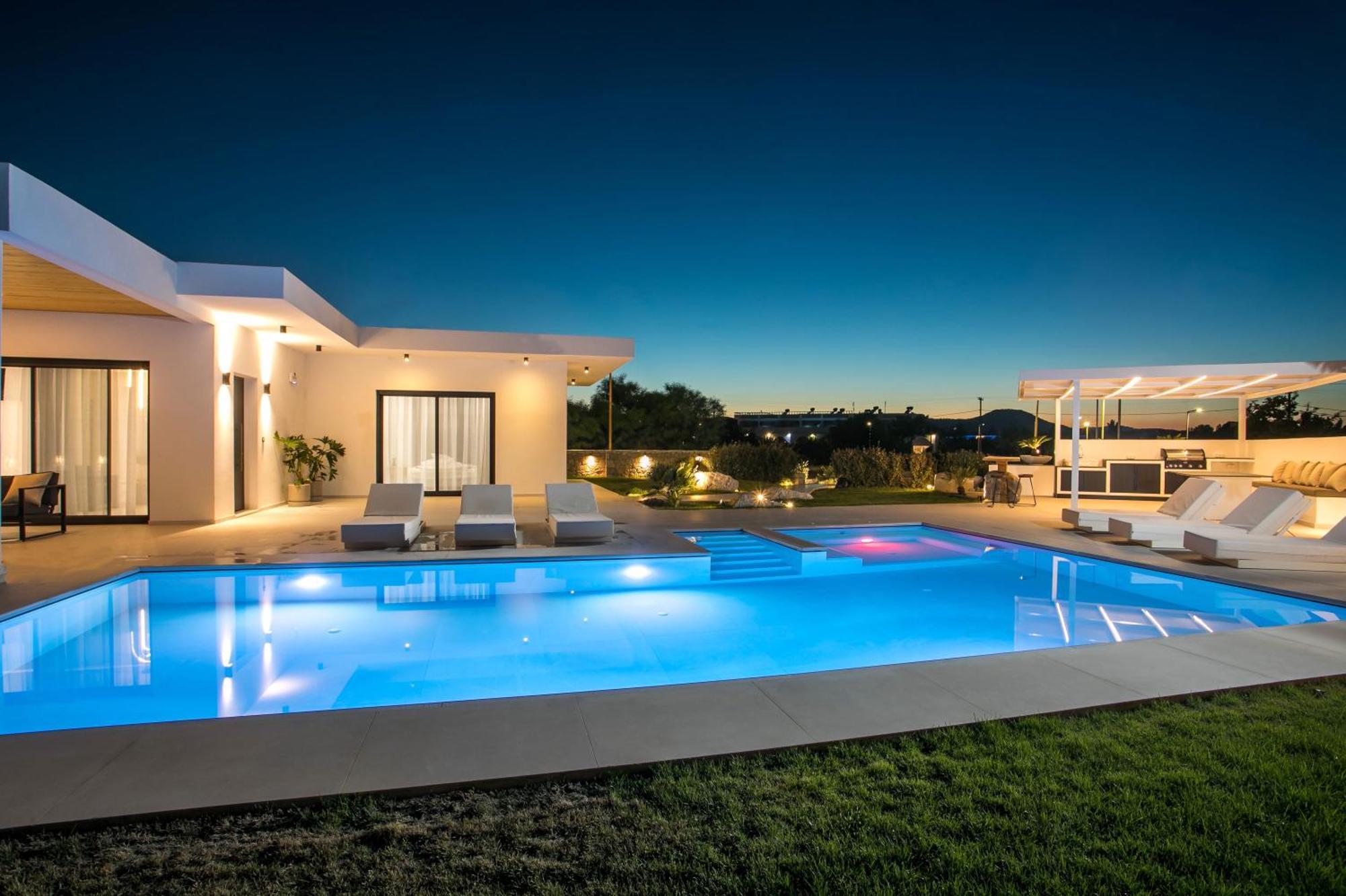 Ocean Pearl Sea View Villa ฟาลิรากี ภายนอก รูปภาพ