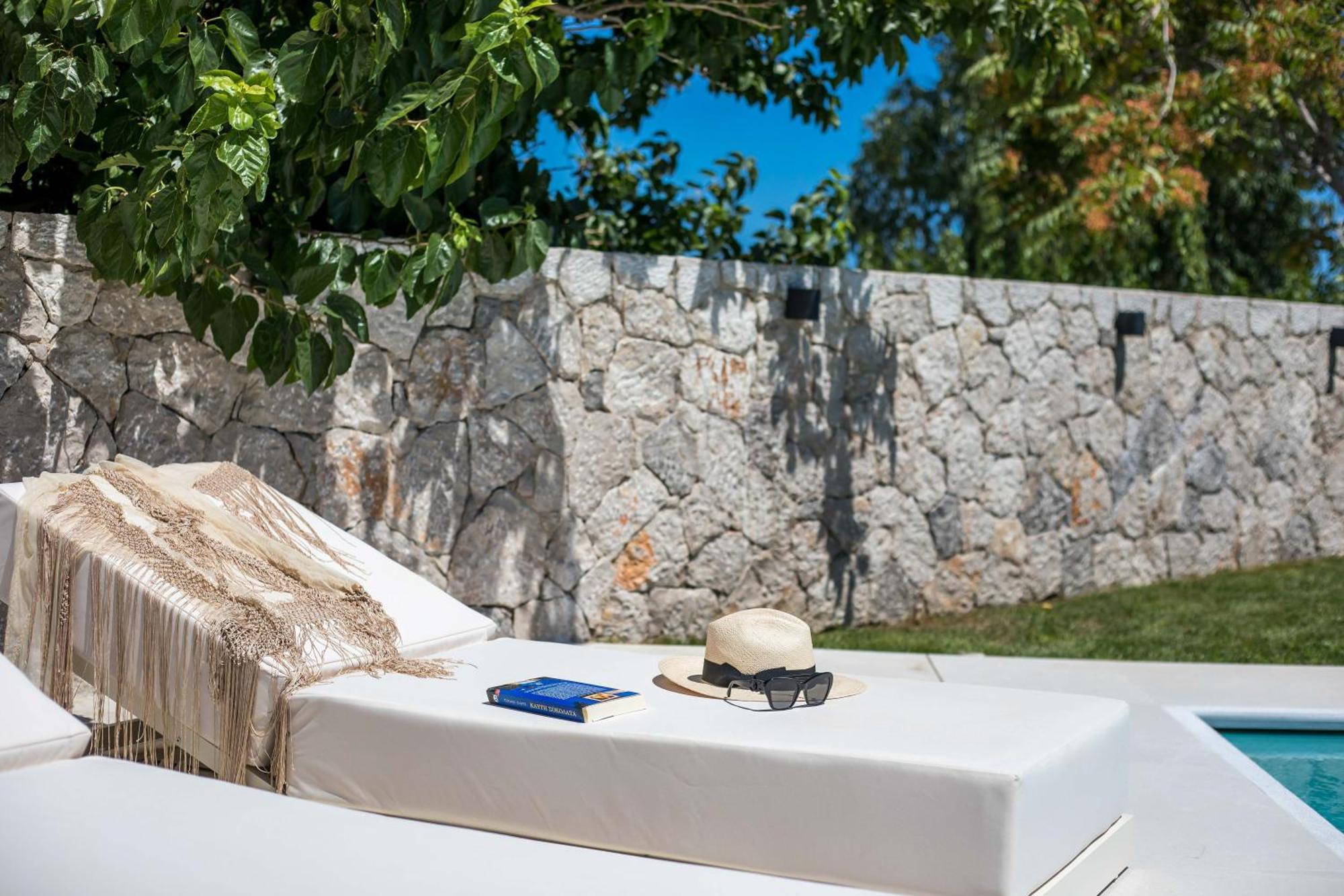 Ocean Pearl Sea View Villa ฟาลิรากี ภายนอก รูปภาพ
