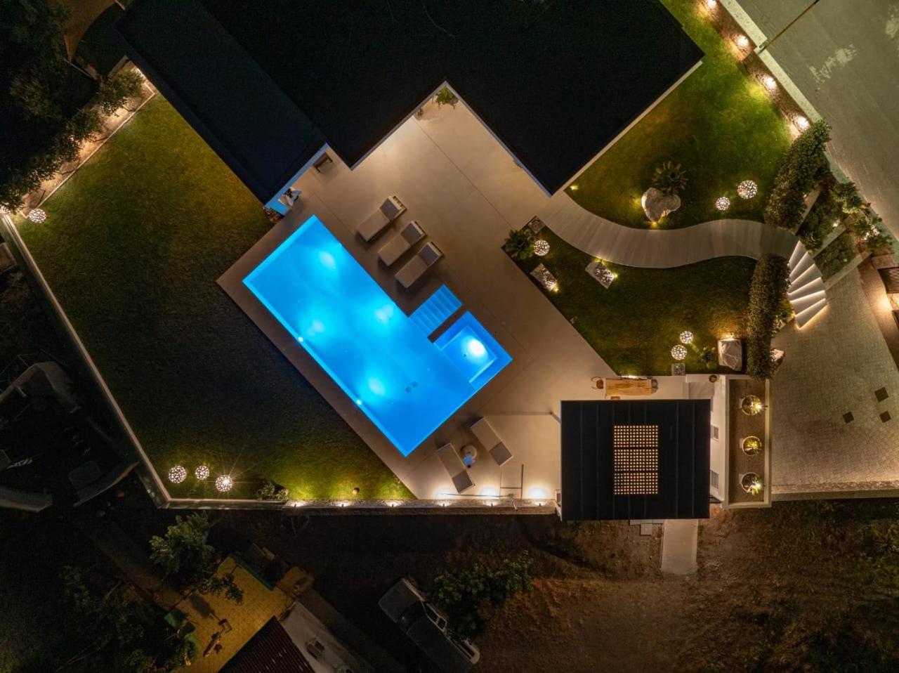 Ocean Pearl Sea View Villa ฟาลิรากี ภายนอก รูปภาพ